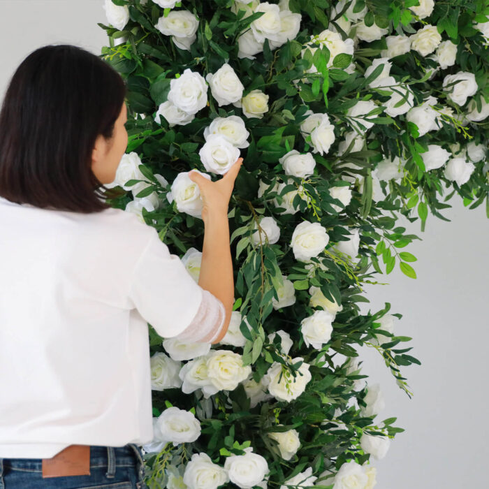 Elegant White Rose and Green Leaf Arch for Wedding Ceremony and Party Décor