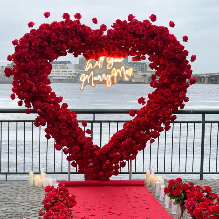 Heart-Shaped Red Rose Flower Wall for Anniversary and Wedding Decoration