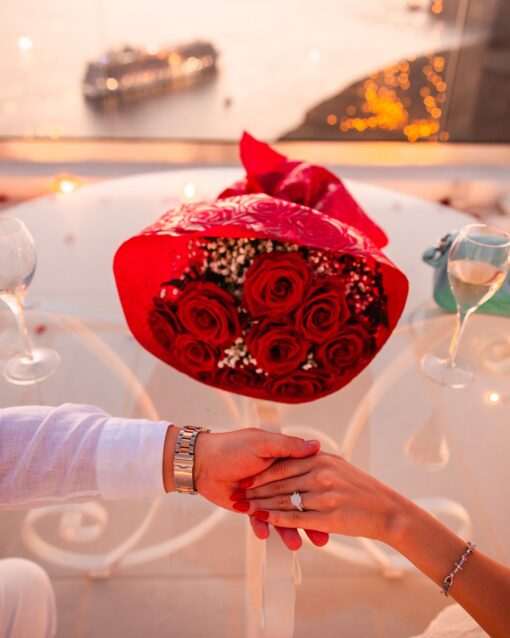 Bold Red Rose Heart Arch for a Striking Proposal with Luxuriant Blooms