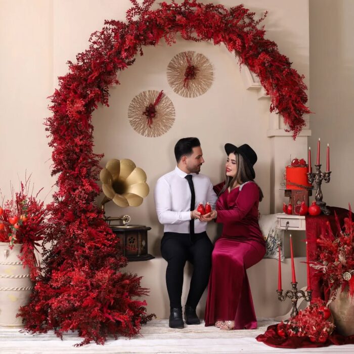 Elegant Floral Arch Decor with Red Wheat Grass for a Vintage Wedding Touch