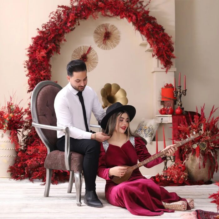 Elegant Floral Arch Decor with Red Wheat Grass for a Vintage Wedding Touch