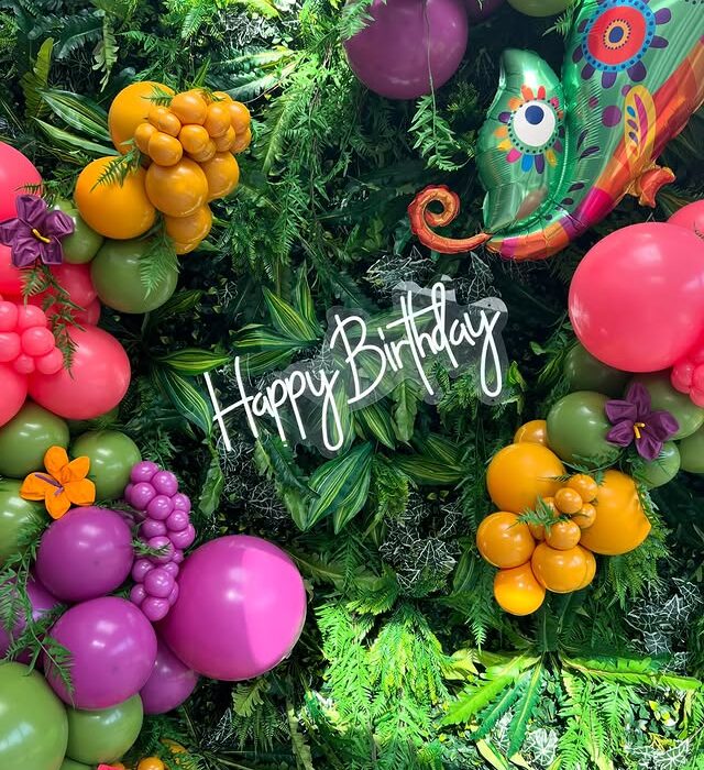 Mexican Happy Easter Green Jungle Leaves Backdrop – A Fresh and Vibrant Decor