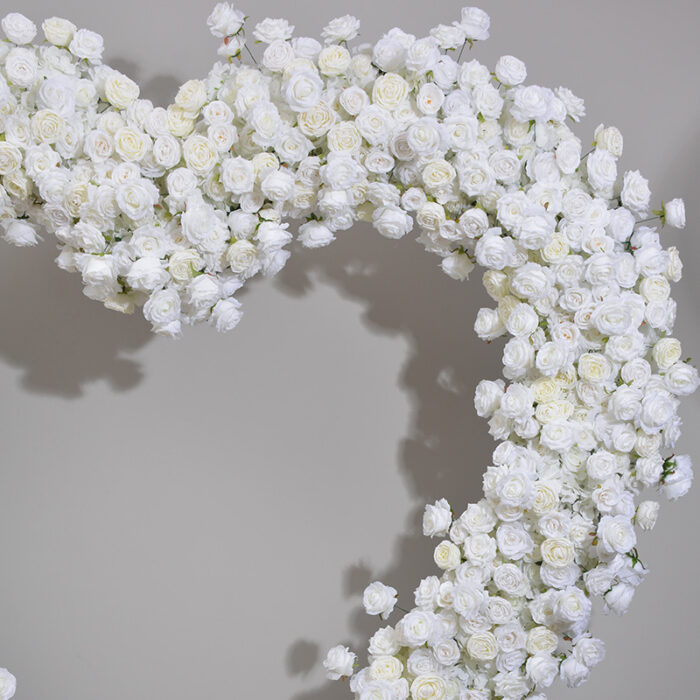 Pure White Rose Heart-Shaped Arch for Wedding Ceremony and Elegant Event Backdrop