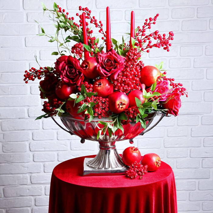Romantic Yalda Night with Red Rose Open Arch Backdrop for a Dreamy Setting