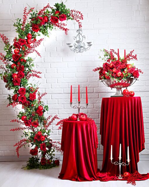 Romantic Yalda Night with Red Rose Open Arch Backdrop for a Dreamy Setting