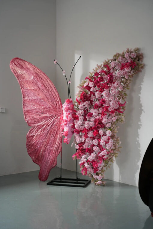 Vibrant Pink Butterfly Wing Backdrop with Rose Theme for Captivating Photoshoots