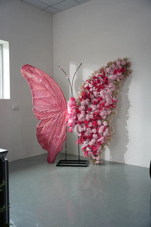 Vibrant Pink Butterfly Wing Backdrop with Rose Theme for Captivating Photoshoots