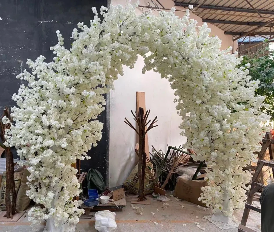 What type of arrangements wedding florist usually sell