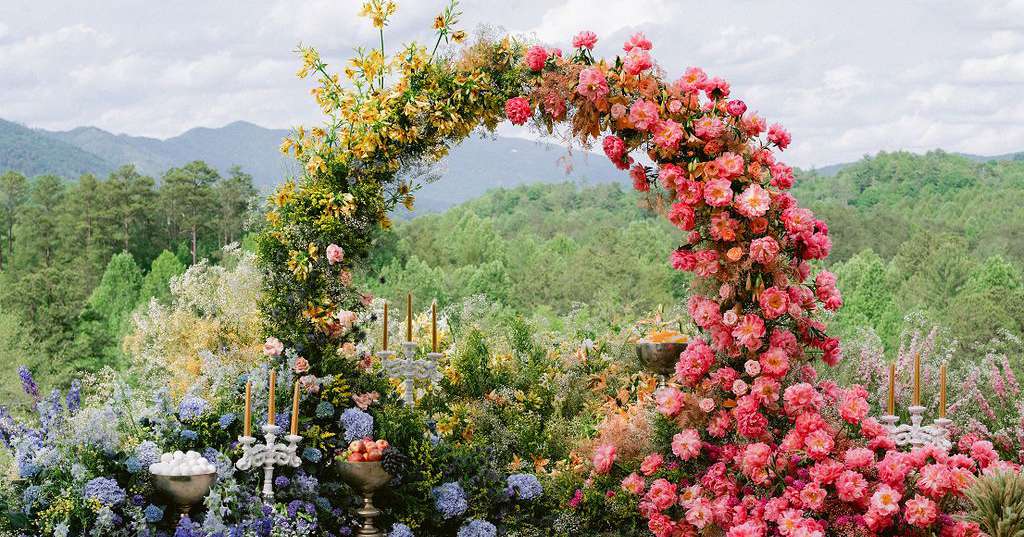 Round Wedding Arches