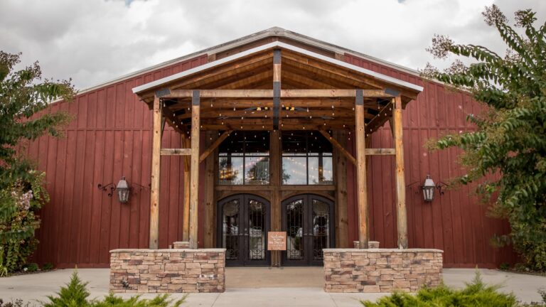 Howe Farms Wedding Venue
